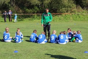 开云官网首页-冠军球队教练团队荣获市级表彰，肯定贡献，冠军教练得多少钱