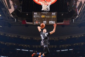 开云全站下载-《英雄联盟》2025全球总决赛，上海站点燃全民热血！，英雄联盟比赛2020全球总决赛什么时候开始